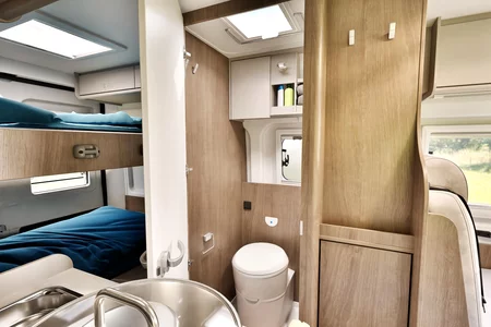 baño de Camper 4 plazas de alquiler